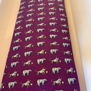 Vineyard Vines Bears and Bulls Tie